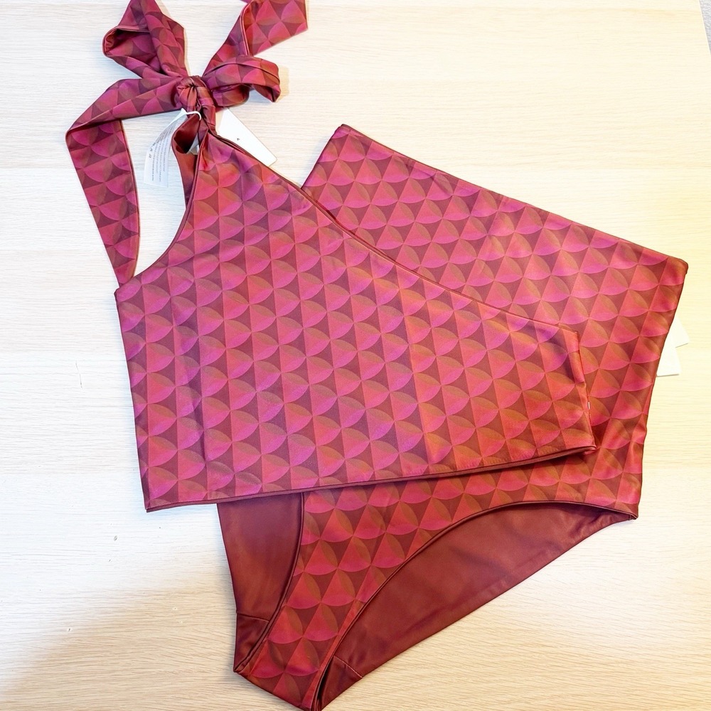 BAIIA NWT One Shoulder Bikini Set Size US 12 Reversible High Waisted Geometric